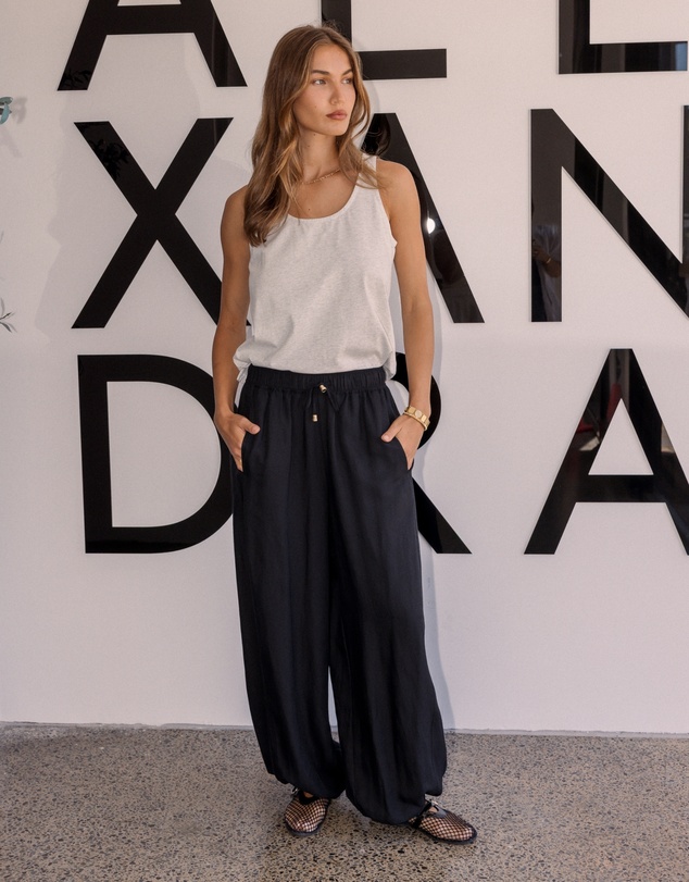 ALEXANDRA - Pradas Pants Black