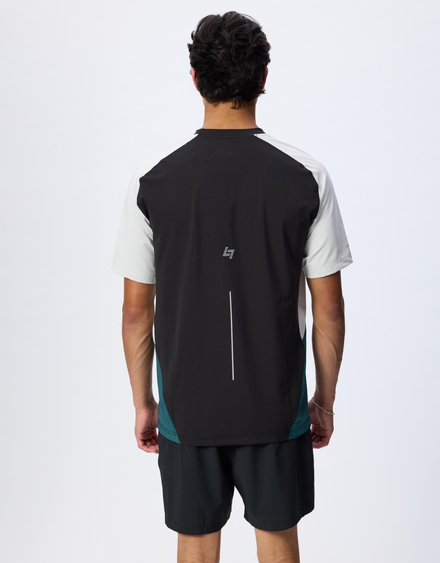 Emporio Armani EA7 - Ventus7 SS Colourblock Tee Pl ST