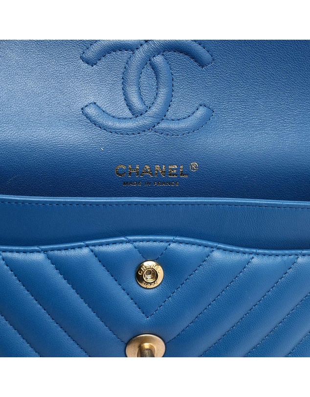 Pre-Loved by Azura Reborn - Pre-Loved Small Classic Chevron Lambskin Double Flap