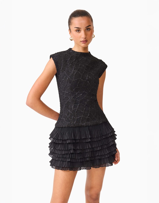 Elliatt - Alexandra Tiered Mini Dress in Black