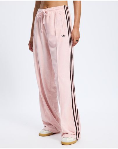 Sandy Pink