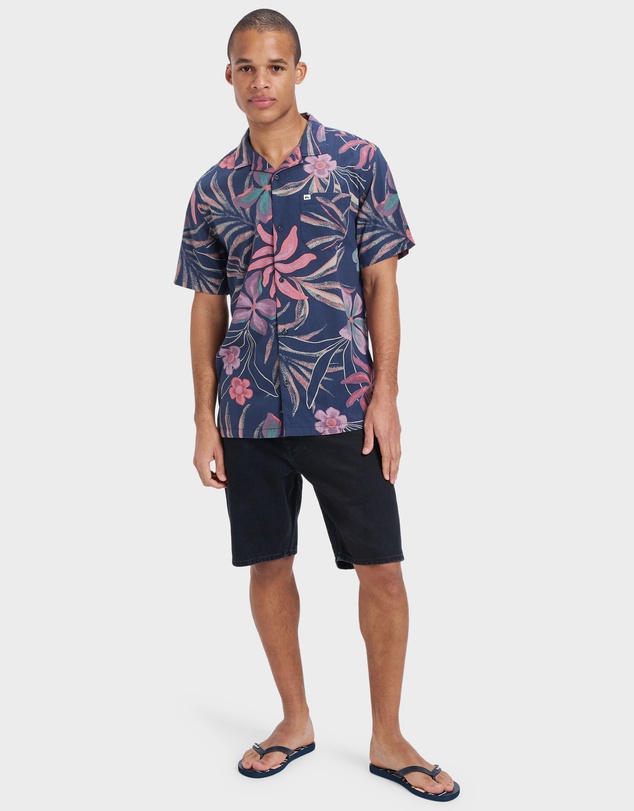 Quiksilver - Mens Beach Club Short Sleeve Shirt