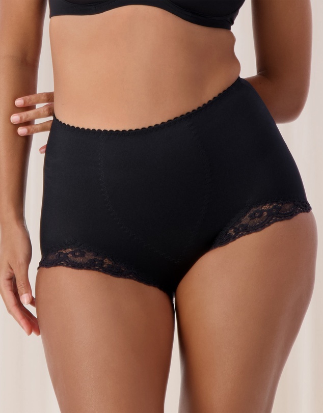 Triumph - Something Else Tum-E-Lace Panty