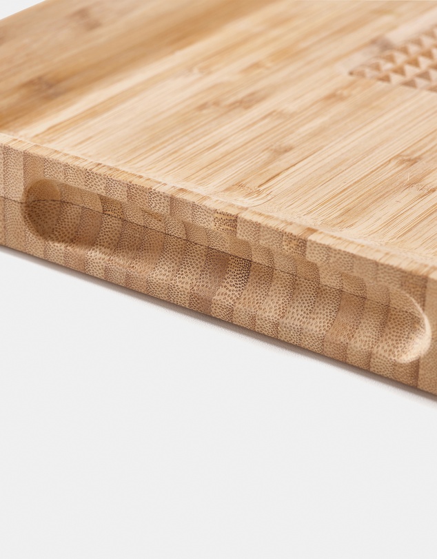 Joseph Joseph - Cut&Carve™ Bamboo Chopping Board