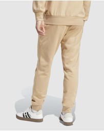 adidas Sportswear - Essentials Feelcozy Fleece Pants