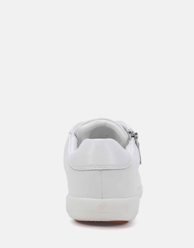 Clarks - Burrow White-White Sole