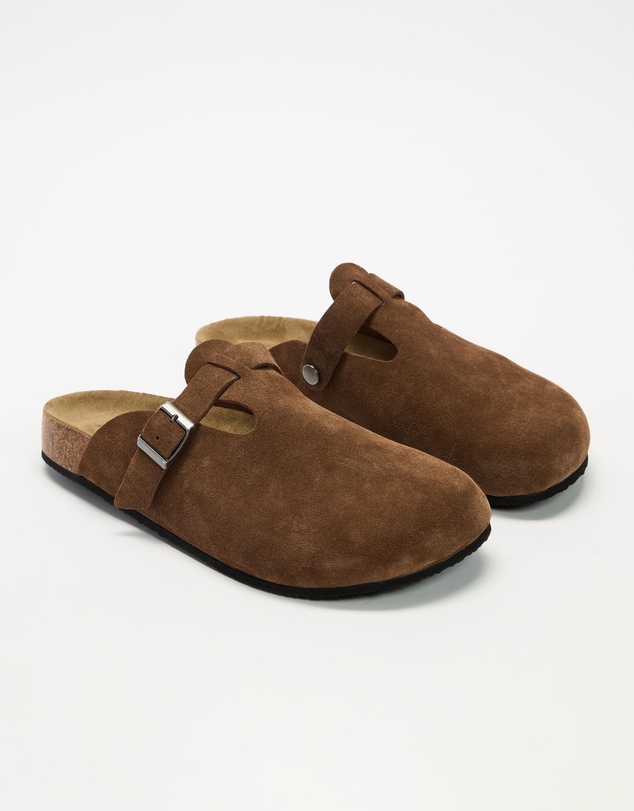AERE - Suede Footbed Clogs - Men's