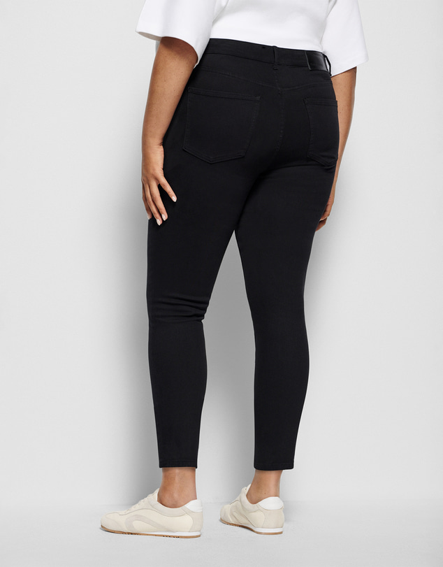 Commonry - Skinny Leg Jean