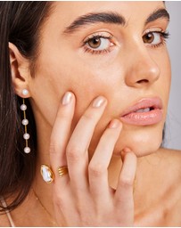 Zoe Olivia - Waterproof Luna Pearl Adjustable Ring