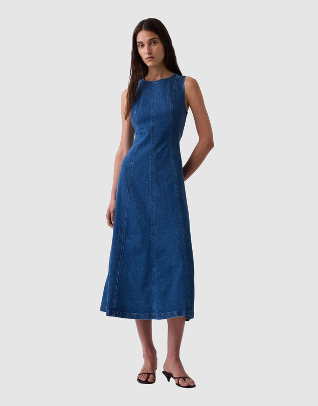 GAP - Sleeveless Seamed Denim Maxi Dress