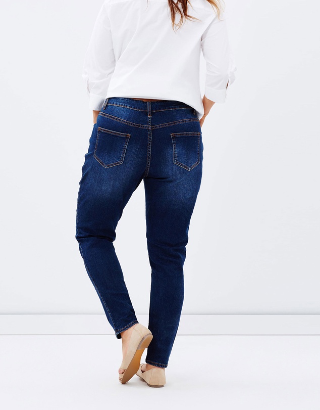 Love Your Wardrobe - Dark Wash Jeans