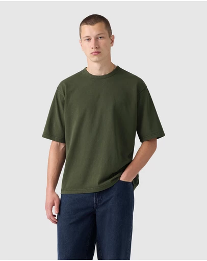 Levi's - Heavyweight Loose Tee