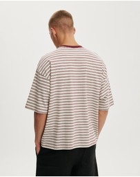 Cotton On - Cropped Fit T-Shirt