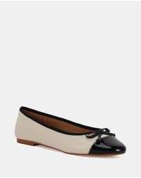 Miss Sofie - Landon Flats