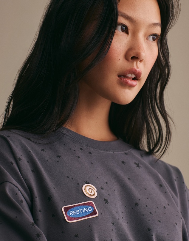 Resting - Brandwear Bowie Long Sleeve Tee