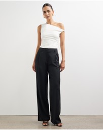 Minima Esenciales - Delphi Twist Off Shoulder Cupro Top