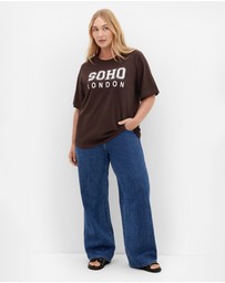 City Chic - Plus size Curved Hem Soho Cotton Tee - chocolate
