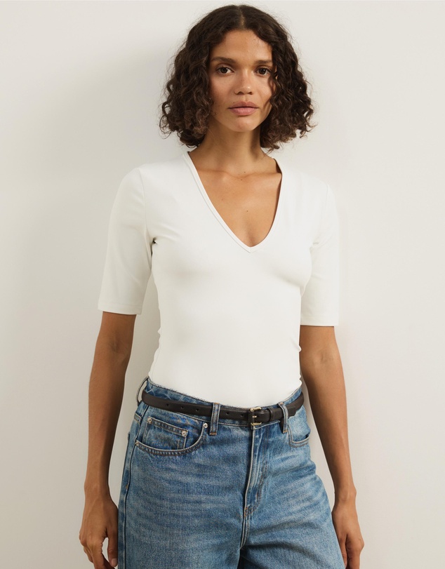 Atmos&Here - Deep V-Neck T-Shirt