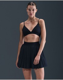Nike - Form Light-Support Non-Padded Triangle Sports Bra