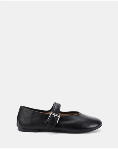 Clarks - Harriet Black Smooth