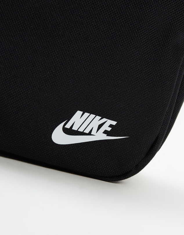 Nike - Heritage Crossbody Bag