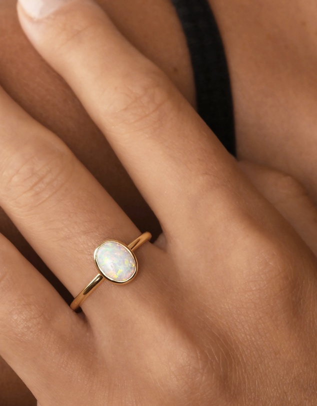 Von Treskow - Large Oval Czelline Opal Ring