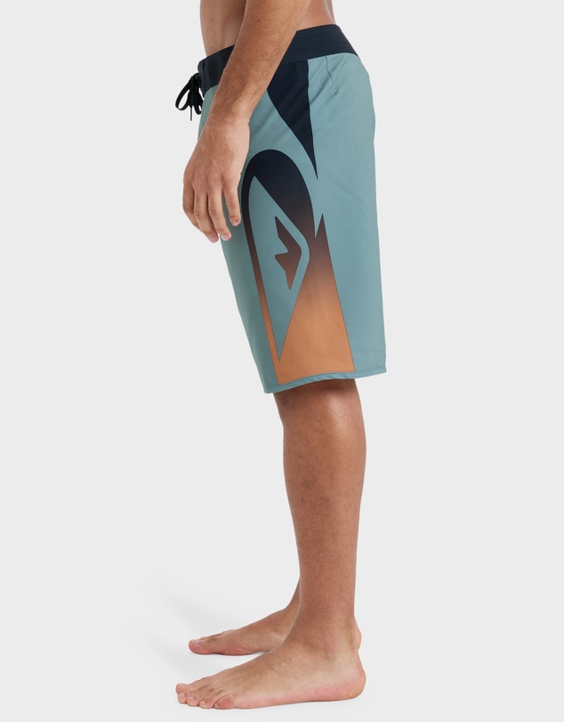Quiksilver - Mens Surfsilk Holmes 20