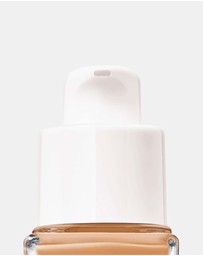 Lancome - Teint Idole Ultra Wear Care Glow Foundation