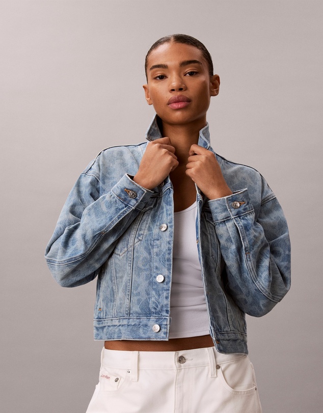 Calvin Klein Jeans - Allover Monogram 90s Denim Trucker Jacket