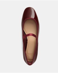 Wittner - Alannah Crinkle Patent Leather Mary Janes