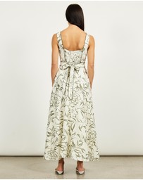 Minima Esenciales - Mabel Linen Maxi Dress
