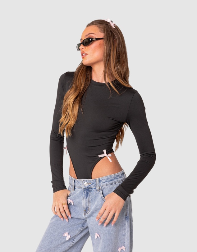 EDIKTED - High Leg Long Sleeve Bodysuit