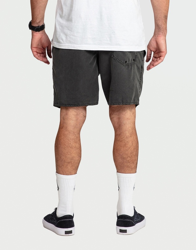 Volcom - Mens Center 17