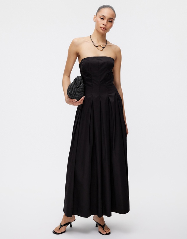 Minima Esenciales - Sableen Pleated Maxi Dress