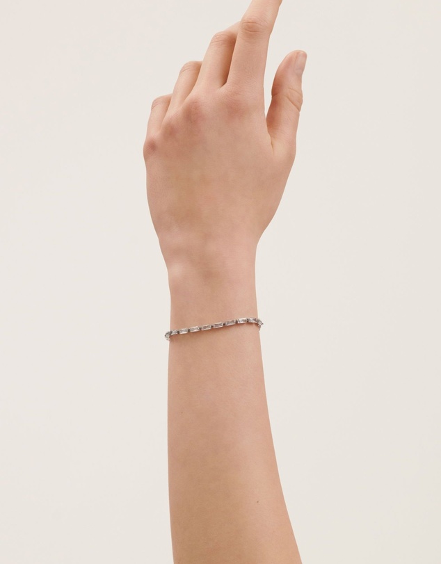 Ted Baker - Isela Crystal Baguette Slinky Adjustable Bracelet
