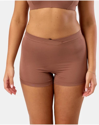 Hush Hush - Modal Short