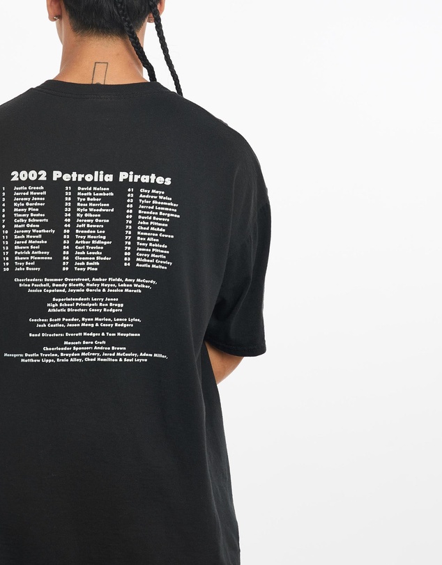 Vintage by The Real Deal - Pre Loved - Vintage 2002 Petrolia Pirates Playoffs Football Tee