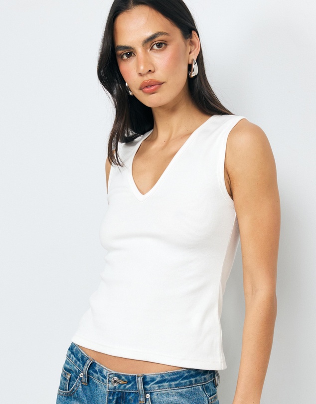 AERE - Cotton V Neck Tank
