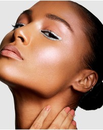 MAC - Extra Dimension Skinfinish