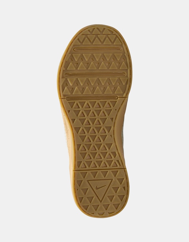 Nike - MC Trainer 4 - Men's