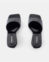 Therapy - Lafayette Wedges