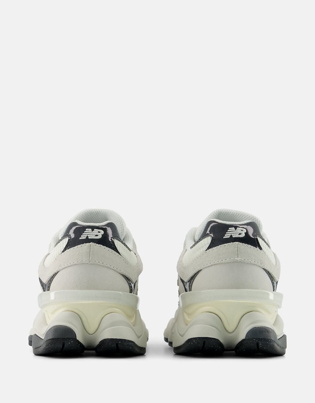 New Balance - 9060 - Unisex