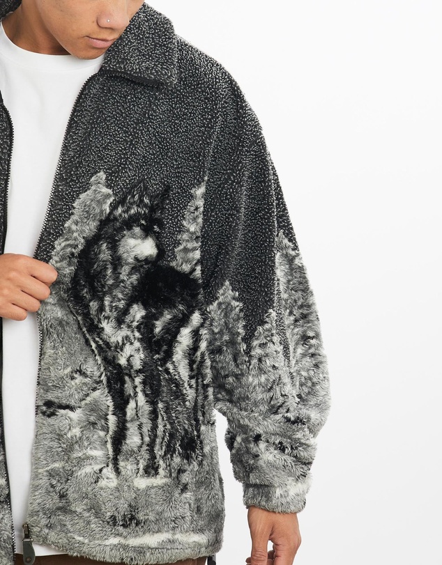 Vintage by The Real Deal - Pre Loved - Vintage All Over Print Wolf Wildlife Fleece Jacket