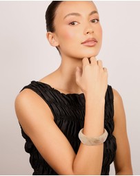 Lovisa - White Acrylic Marble Thick Bangle
