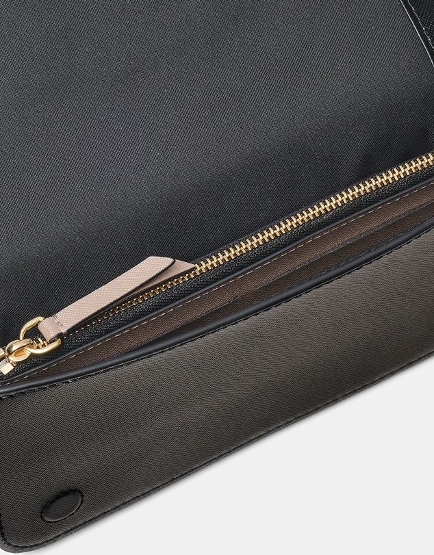 Marc Jacobs - The Wallet on Chain