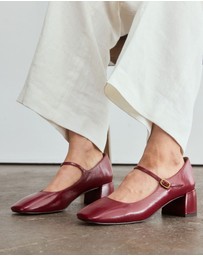 Miss Sofie - Marry Heels