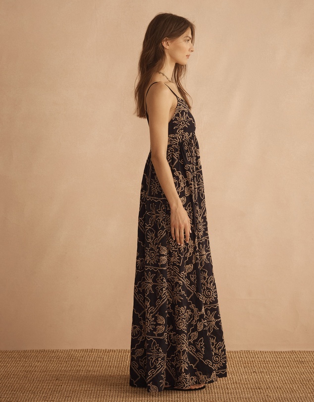 AUR OCEA - Embroidered Scoop Maxi Dress