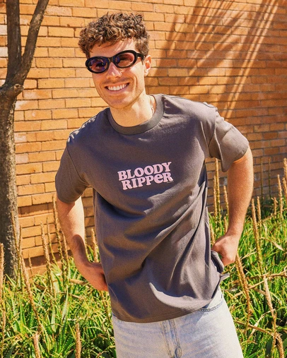 Skwosh - Bloody Ripper Men's Slang Tee in Charcoal
