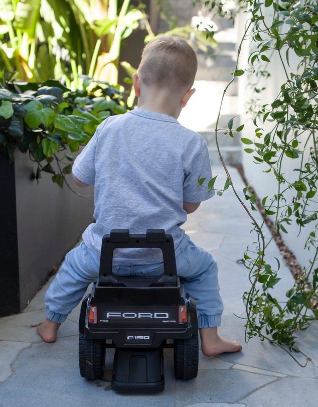 Freeplay Kids - Ford F-150 Raptor Foot To Floor Ride On