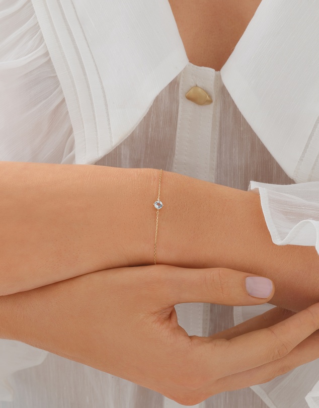 Michael Hill - Bracelet with Aquamarine in 10kt Yellow Gold